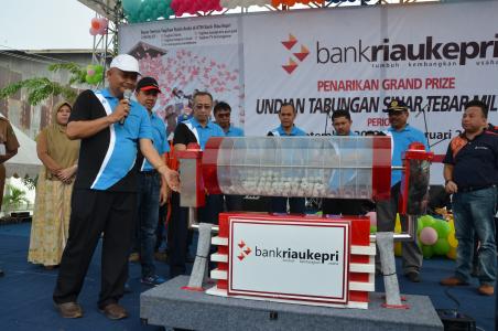 Rendra Setiawan Milyader Baru Dari Tabungan Sinar Bank Riau Kepri